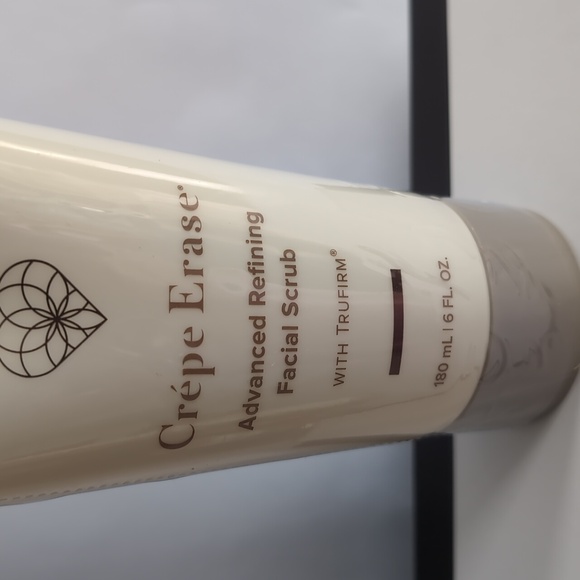 Body Firm Crepe Erase Advanced Refining Facial Scrub 6 oz Sealed - Picture 2 of 3